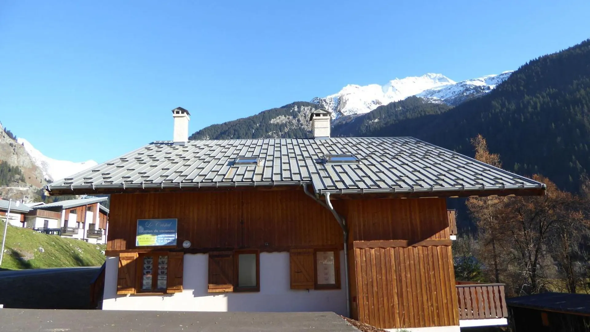 Chalet Spacieux A Champagny - Grande Terrasse, Proche Telecabine Et Commerces - Fr-1-464-47 La Plagne 0*,  France
