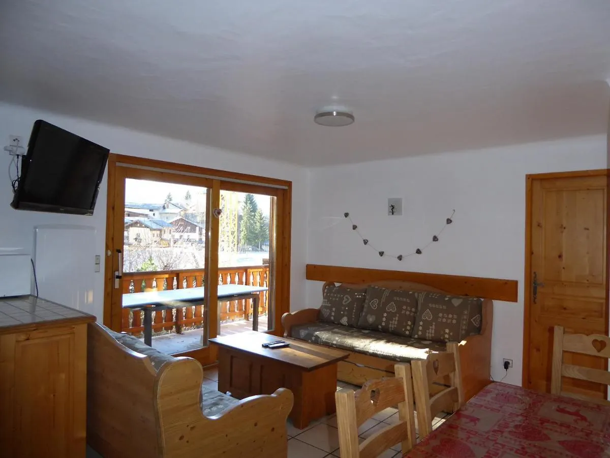 Chalet Spacieux A Champagny - Grande Terrasse, Proche Telecabine Et Commerces - Fr-1-464-47 La Plagne Apartament