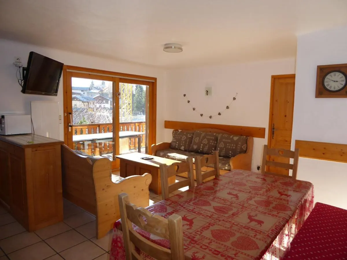 Apartament Chalet Spacieux A Champagny - Grande Terrasse, Proche Telecabine Et Commerces - Fr-1-464-47 La Plagne Francja